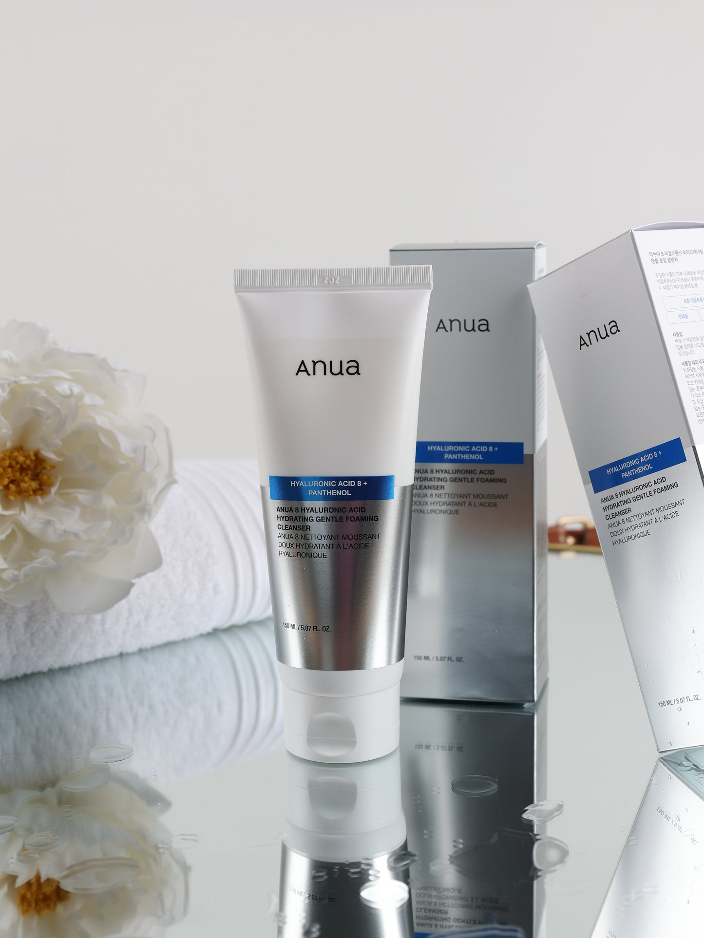 ANUA 8 Hyaluronic Acid Hydrating Gentle Foaming Cleanser (150ml)